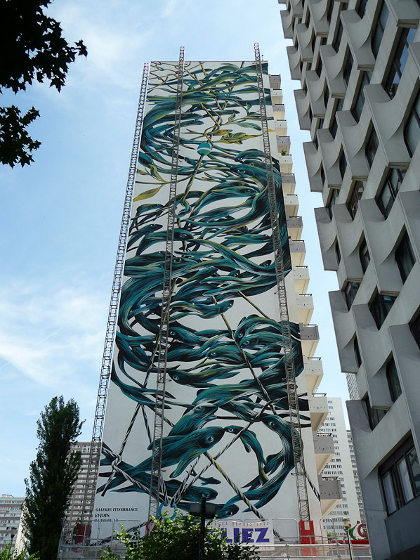 Grande fresque murale, art de la rue, Paris 13e (75)