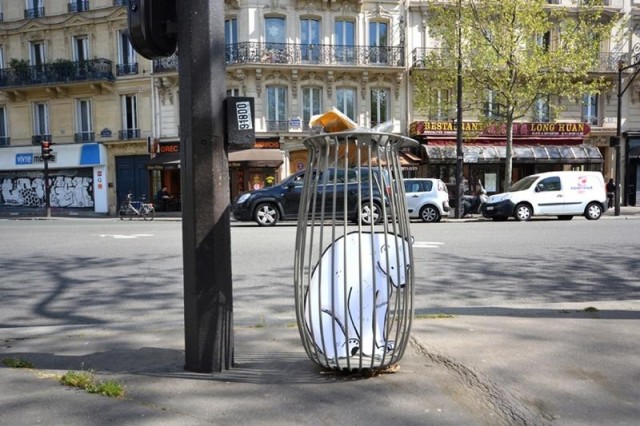 Polar bear in the modern world, Paris, Avril 2014. Oak Oak.