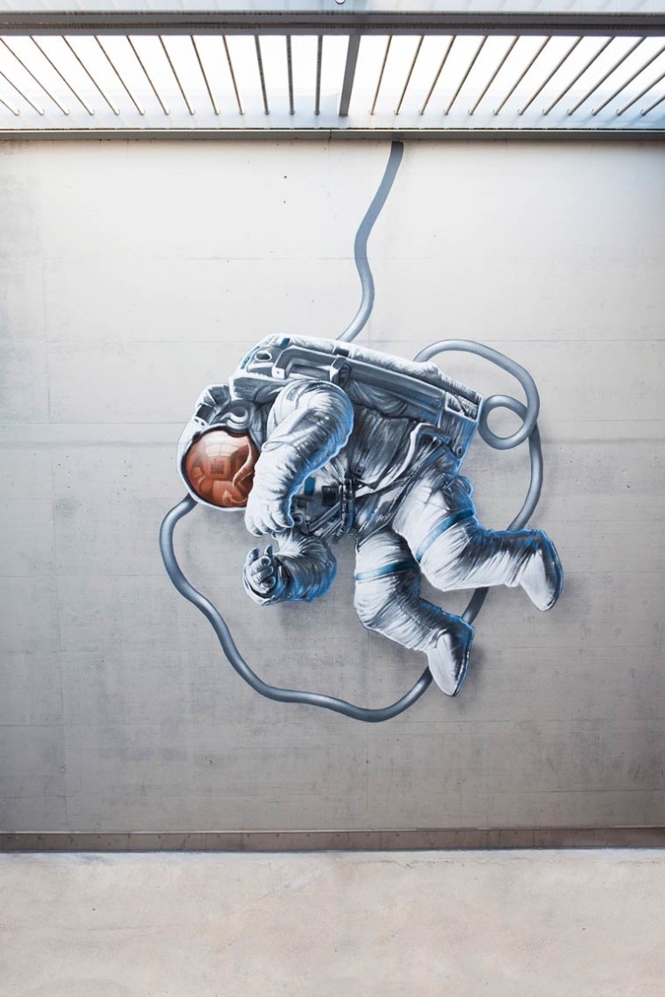 4661m2-Street-Art-in-prison-6